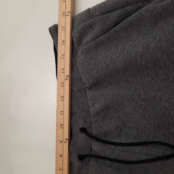 Russell Sweatpants - Size L - Phone Pocket - Picture 7 of 10